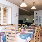 Prázdninový dům 8 Person In Toftlund-by Traum *